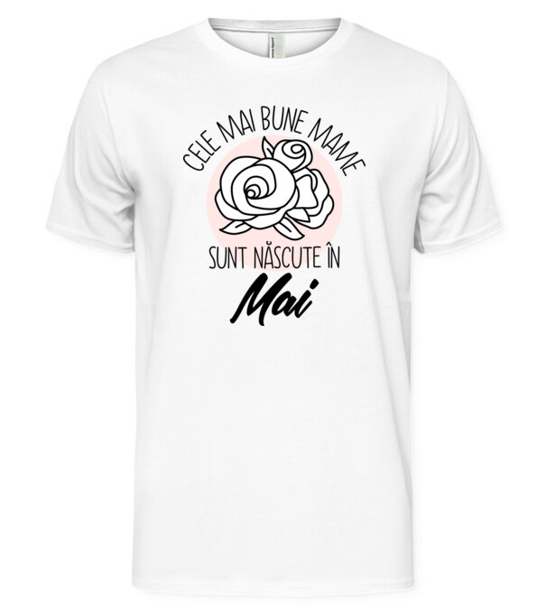  model  pe tricou