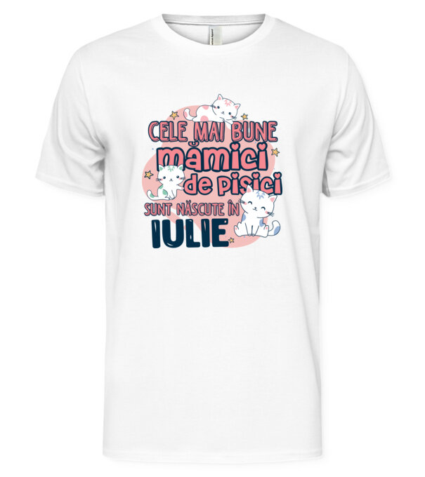  model  pe tricou