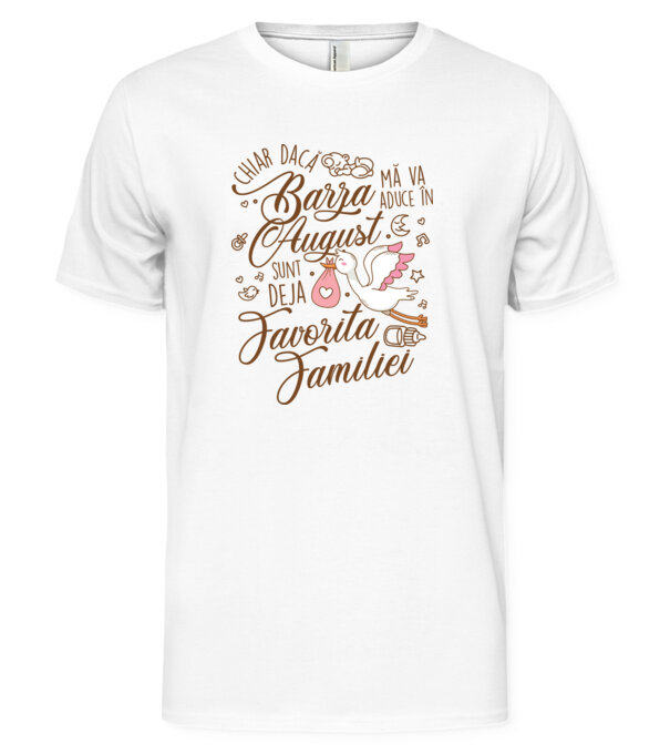  model  pe tricou