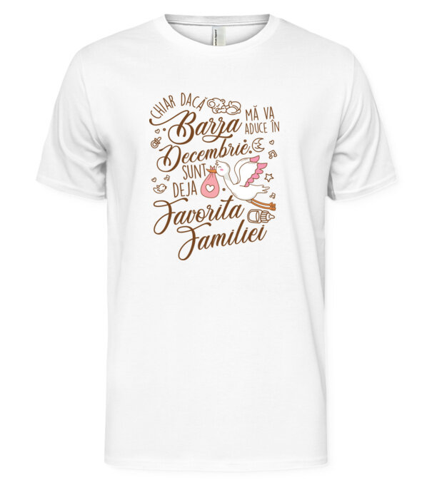  model  pe tricou