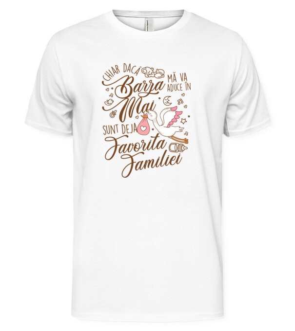  model  pe tricou