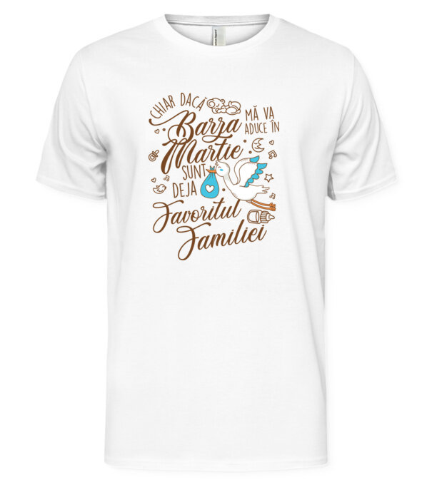  model  pe tricou