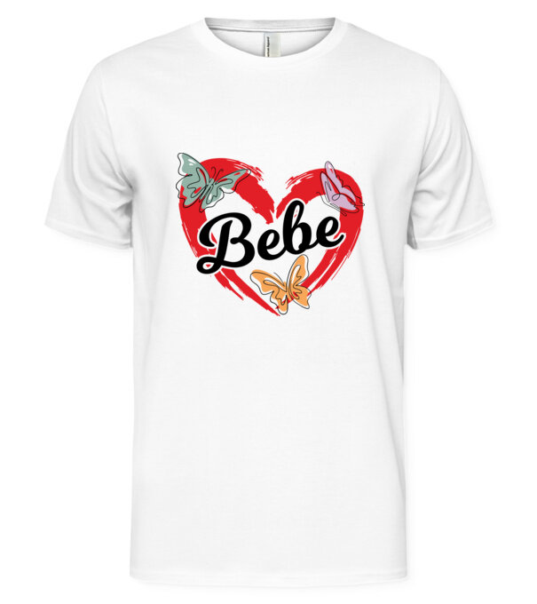  model  pe tricou