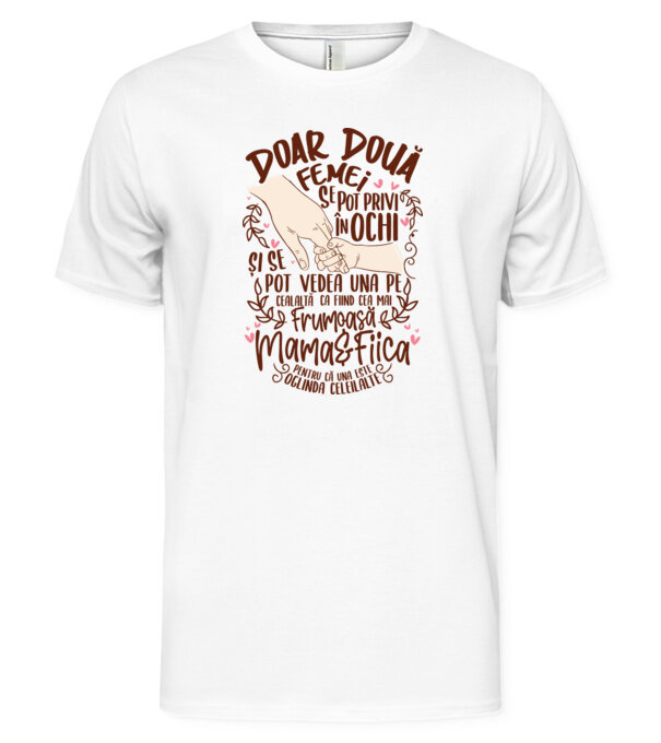  model  pe tricou