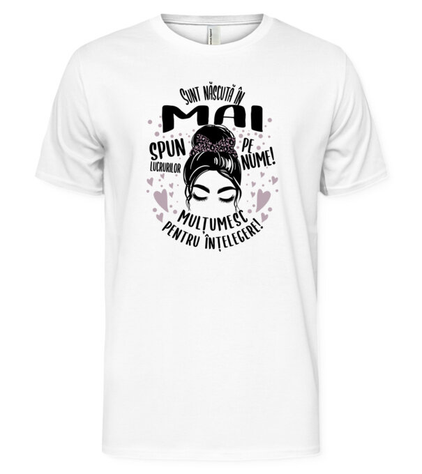  model  pe tricou