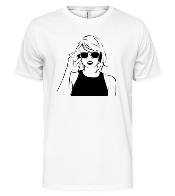  model  pe tricou