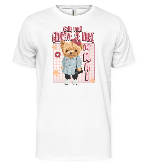  model  pe tricou