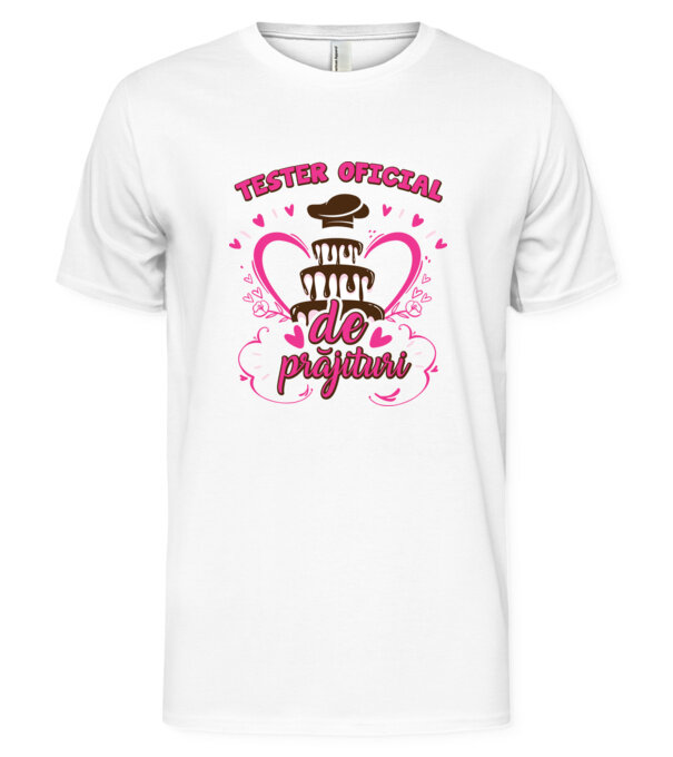  model  pe tricou
