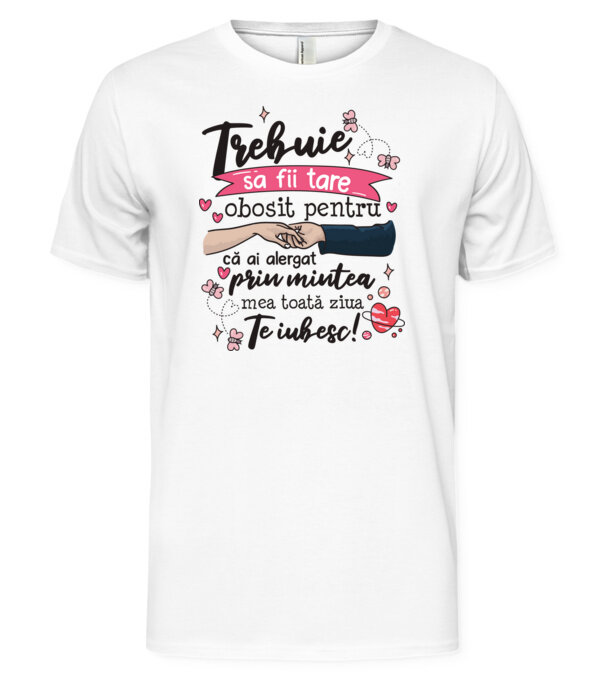  model  pe tricou