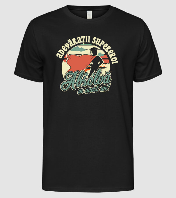 Adevărații supereroi model negru pe tricou