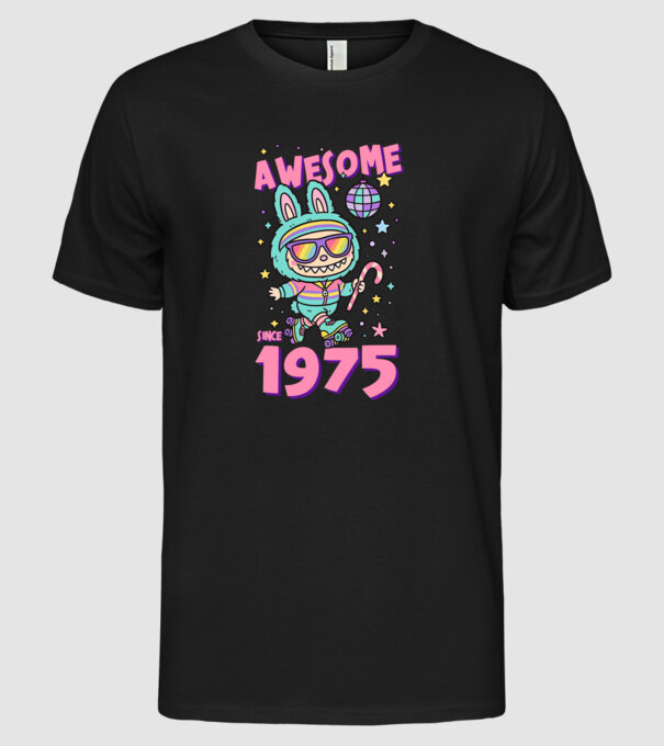 Awesome since 1975 - Labubu model negru pe tricou