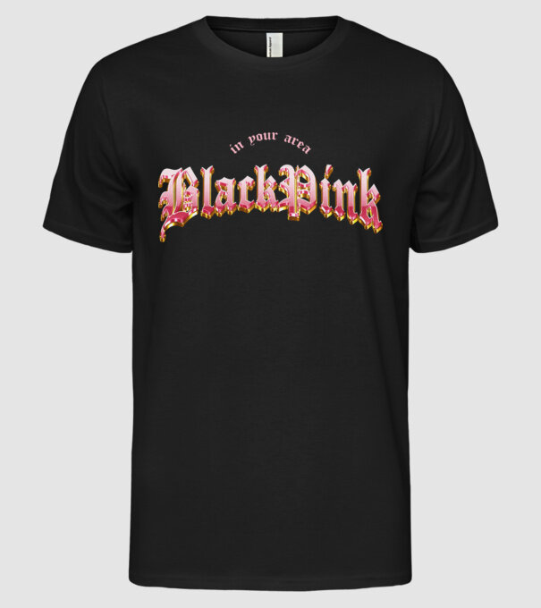 BLACPINK in your area model negru pe tricou