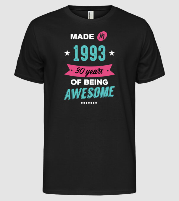 MADE IN 1993 model negru pe tricou