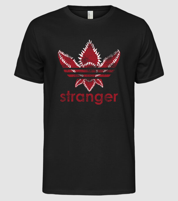 stranger things logo model negru pe tricou