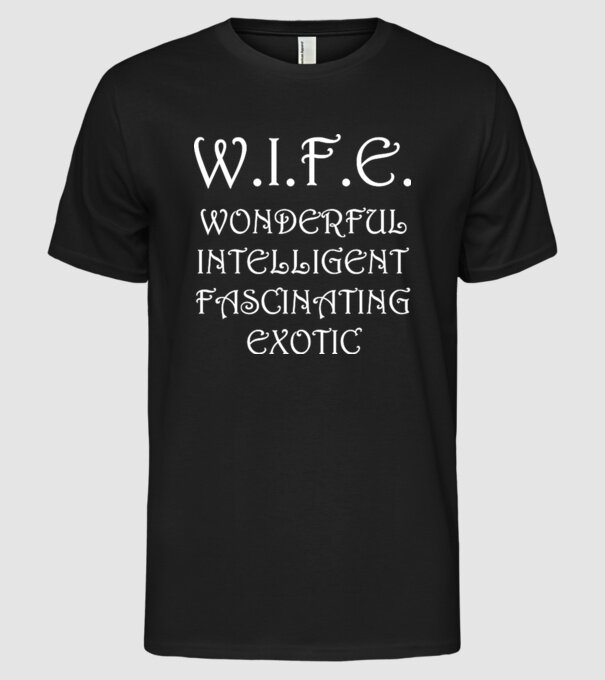 W.I.F.E. model negru pe tricou