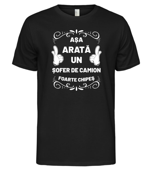  model  pe tricou