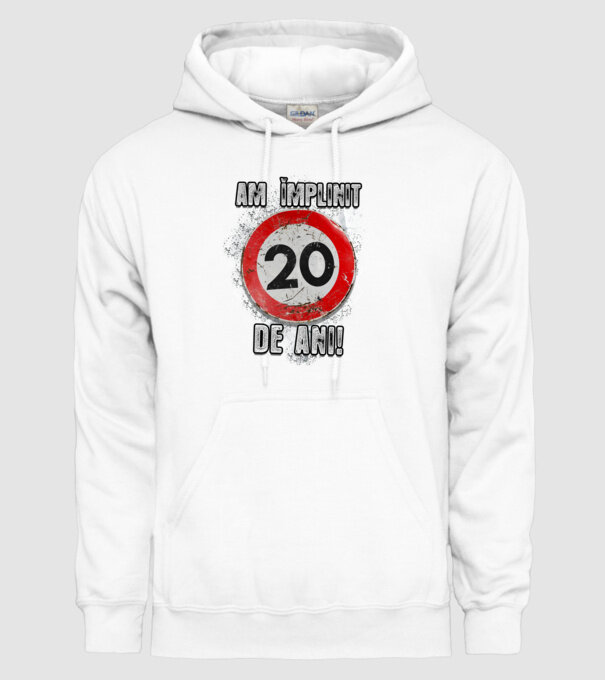 Am împlinit 20 de ani! model alb pe tricou