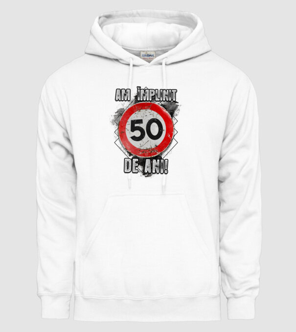 Am împlinit 50 de ani! model alb pe tricou