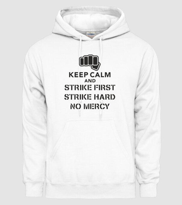 Keep calm and strike first cobra kai model alb pe tricou