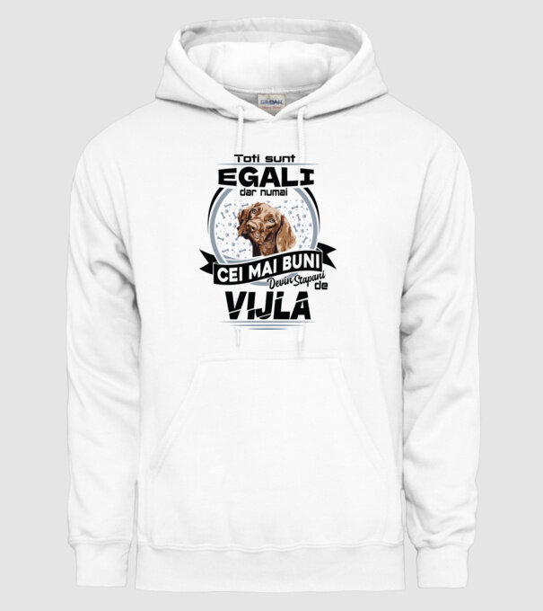 Toți sunt egali, dar numai cei mai buni devin stăpâni de vijla model alb pe tricou