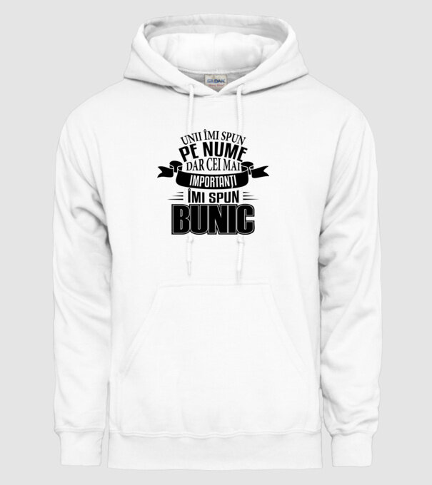 Unii îmi spun pe nume, dar cei mai importanți îmi spun bunic model alb pe tricou