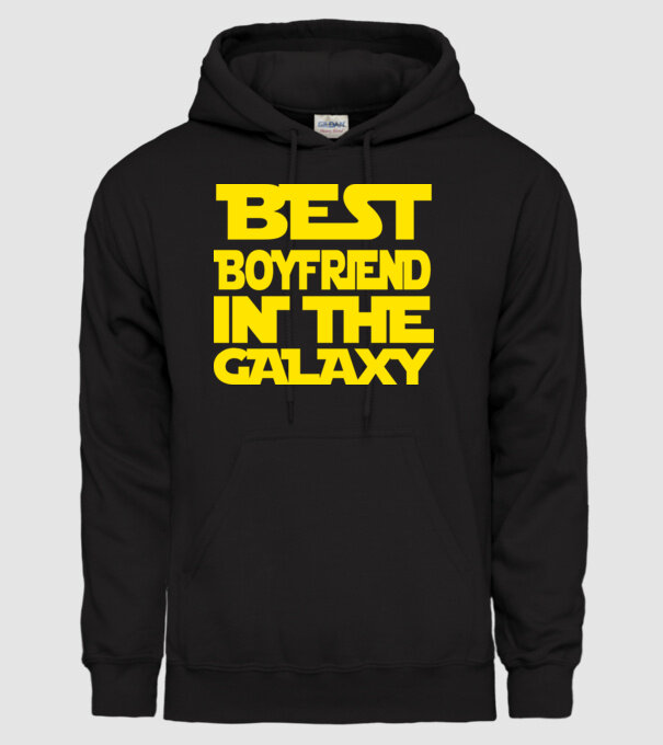 best boyfriend in the galaxy model negru pe tricou
