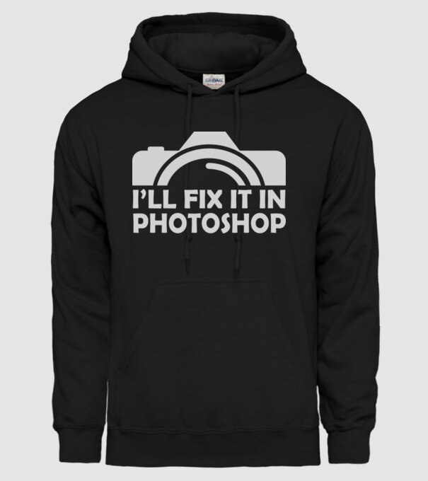 Fix in PS model negru pe tricou
