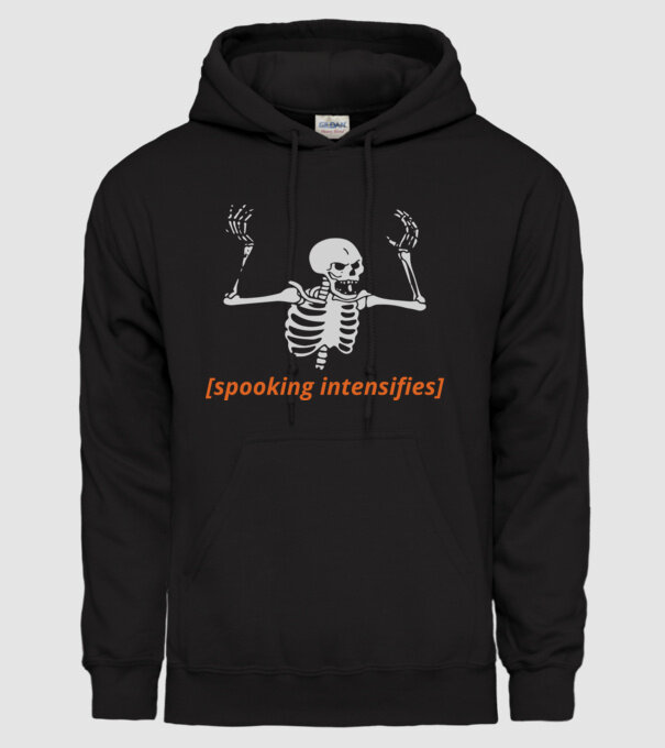 Spooking intensifies model negru pe tricou