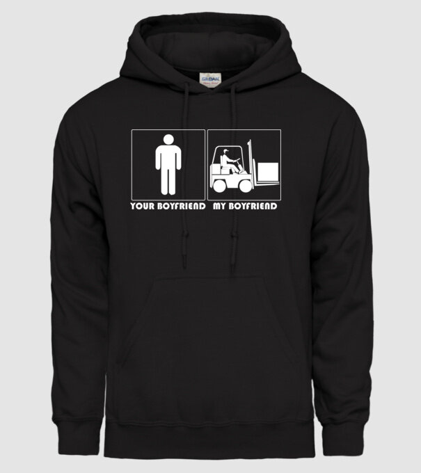 Your BYFRND MBYFRND model negru pe tricou