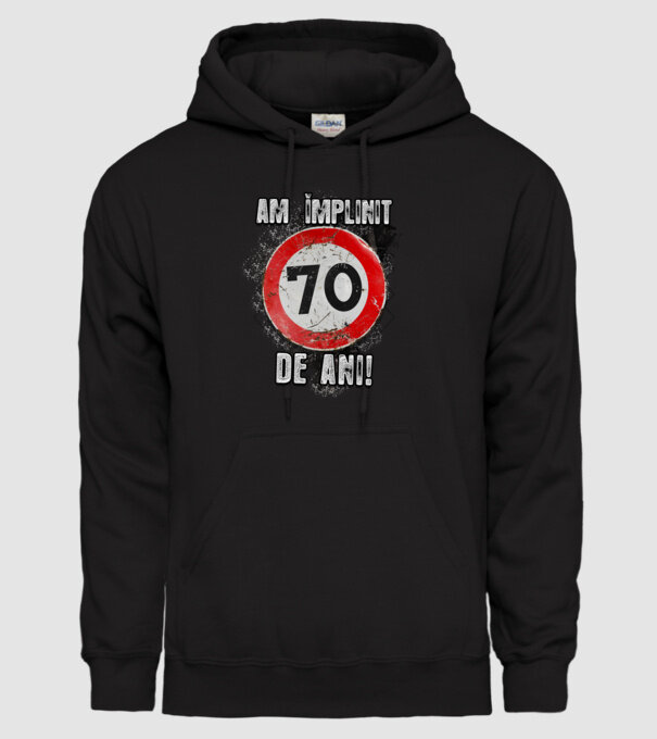 Am împlinit 70 de ani! model negru pe tricou