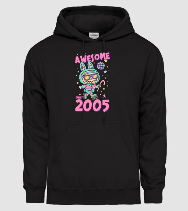 Awesome since 2005 - Labubu model negru pe tricou
