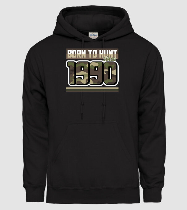 Born to hunt since 1990 model negru pe tricou