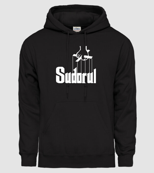 Sudorul model negru pe tricou