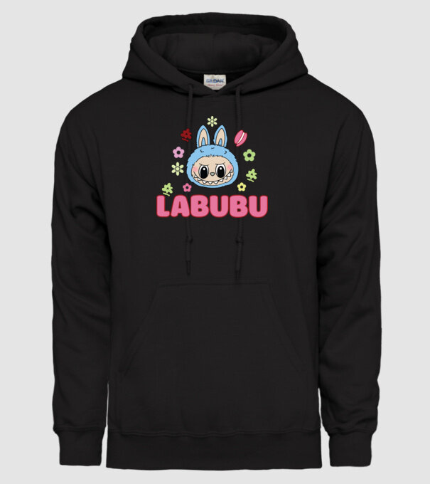 Labubu model negru pe tricou