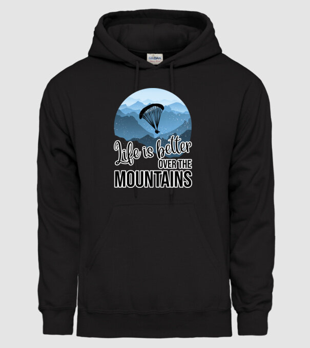 Life is better over the mountains model negru pe tricou