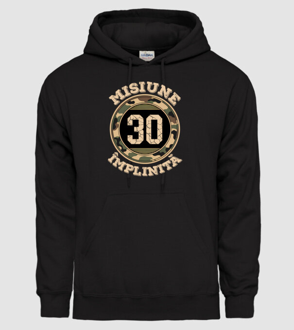 Misiune împlinită 30 model negru pe tricou