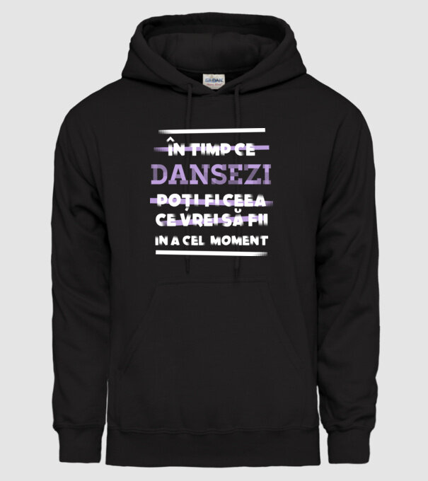 în timp ce dansezi poți fi ceea ce vrei să fii - în acel moment model negru pe tricou