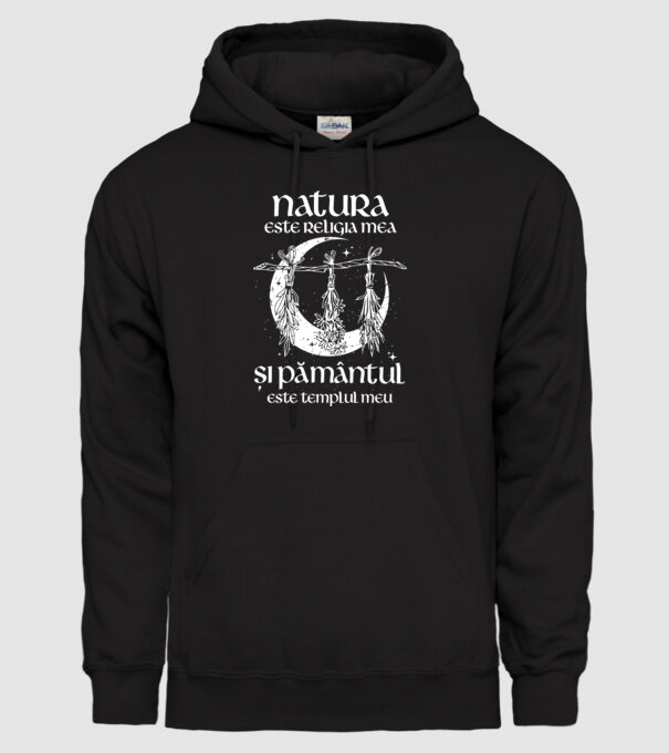 Natura este religia mea model negru pe tricou