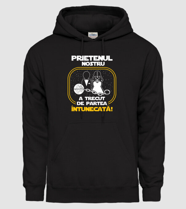 Prietenul nostru a trecut de partea întunecată model negru pe tricou
