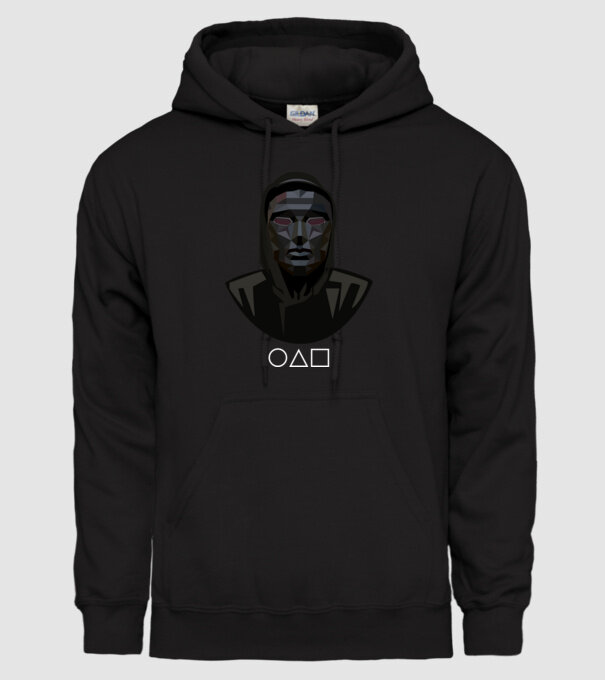 squid game boss model negru pe tricou