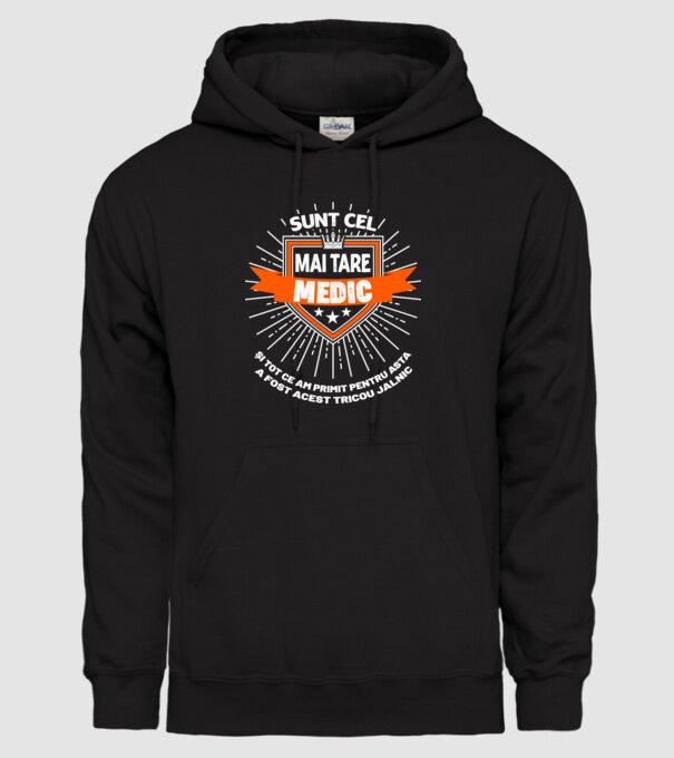 Sunt cel mai tare medic și tot ce am primit pentru asta a fost acest tricou jalnic model negru pe tricou