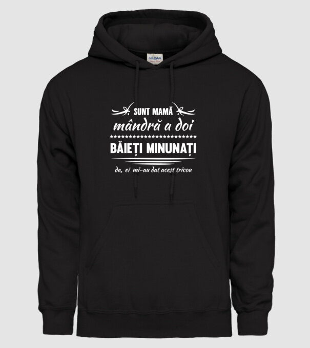 Sunt Mamă mândră a doi băieți minunați - da, ei mi-au dat acest tricou model negru pe tricou
