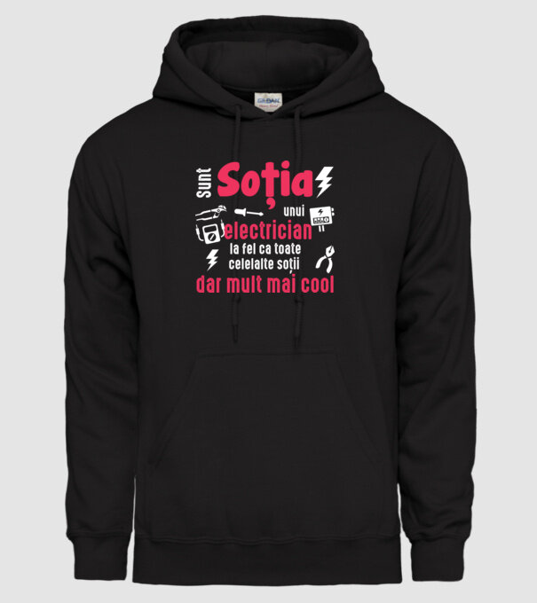 sunt soția unui electrician, la fel ca toate celelalte soții, dar mult mai cool D4337486 model negru pe tricou