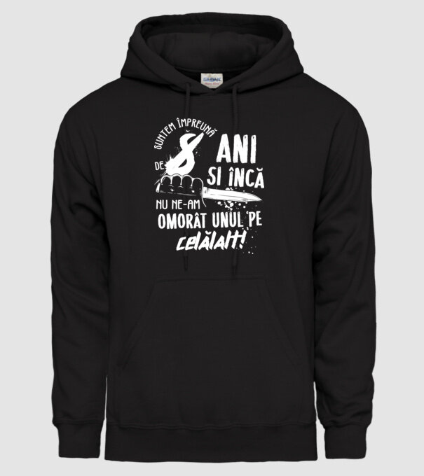 Suntem împreună de 8 ani model negru pe tricou