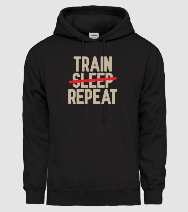 Train repeat model negru pe tricou