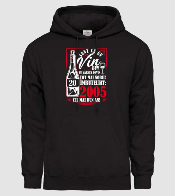 Un Vin Bun 2005 - Negru model negru pe tricou