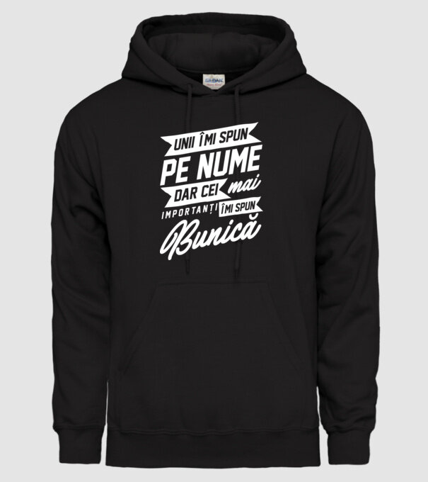 Unii îmi spun pe nume, dar cei mai importanți îmi spun bunică model negru pe tricou