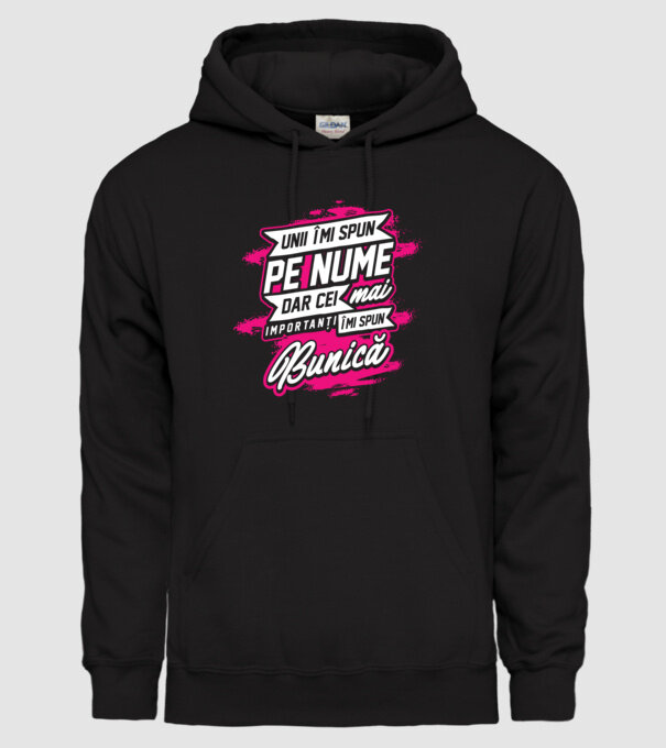 Unii îmi spun pe nume, dar cei mai importanți îmi spun bunică model negru pe tricou