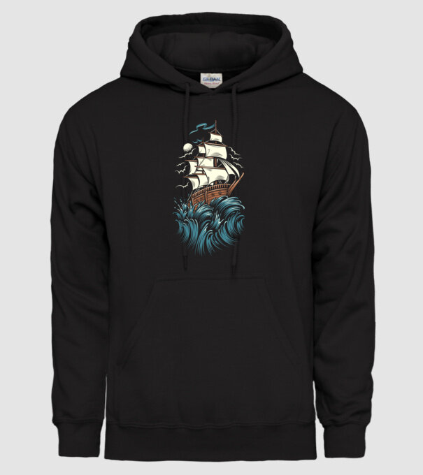 Vapoare model negru pe tricou