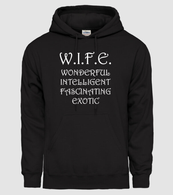 W.I.F.E. model negru pe tricou